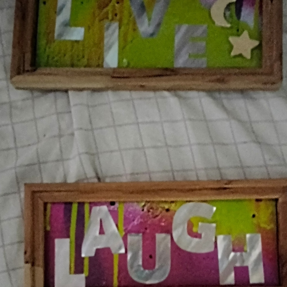 Wall decoration Live, Laugh, Love